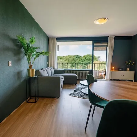 Cozy Daf Apartment Eindhoven